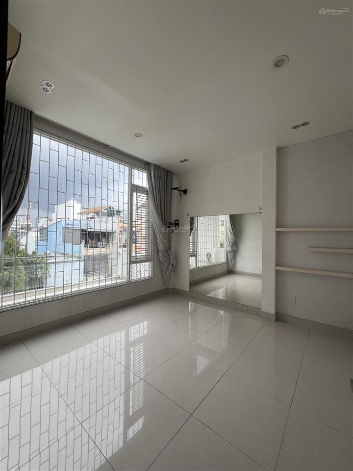 Cho thuê nhà phố đường 19, tân quy, 120m2, trệt 2 lầu. nội thất cơ bản, 35tr