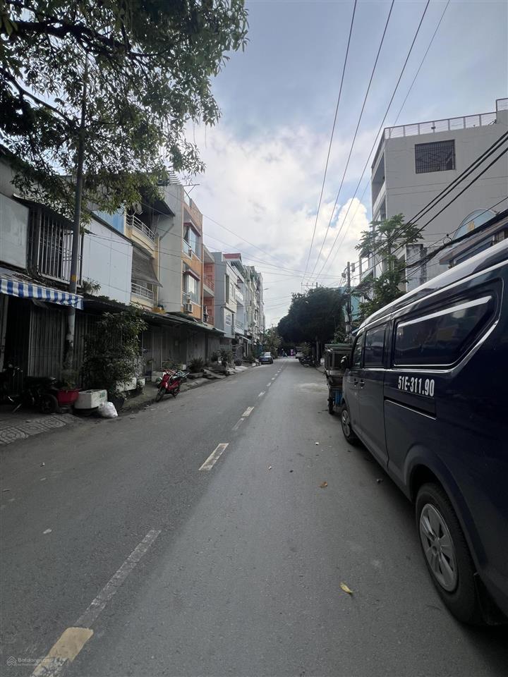 Cho thuê nhà phố đường 19, tân quy, 120m2, trệt 2 lầu. nội thất cơ bản, 35tr