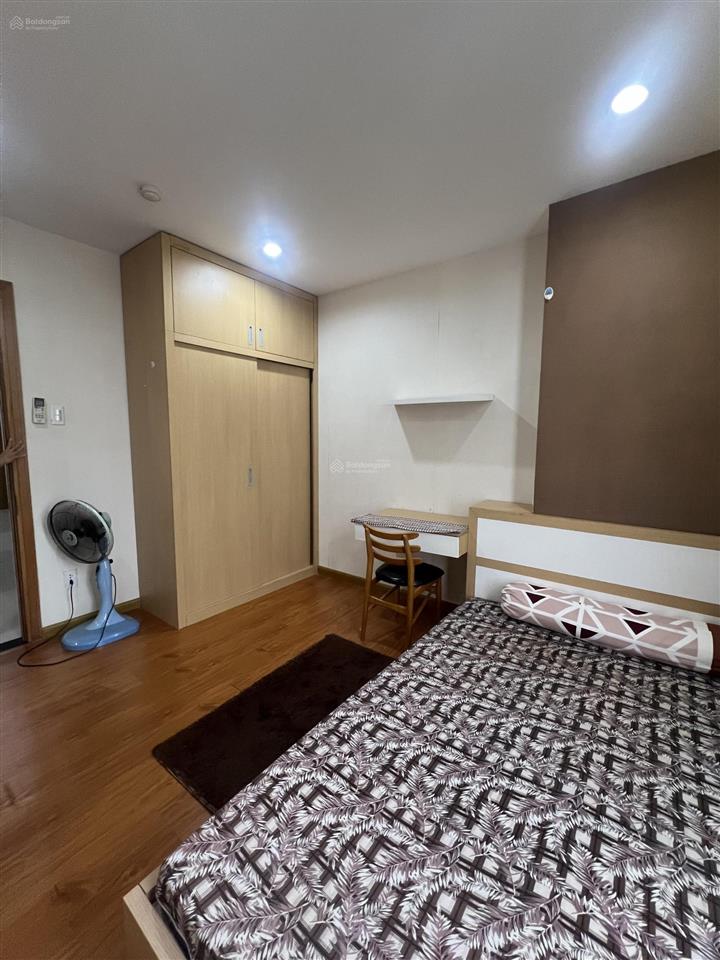 Cho thuê nhà phố hẻm 553 trần hưng đạo, q1, 77m2, 2 tầng, giá 30tr  0931 303 ***