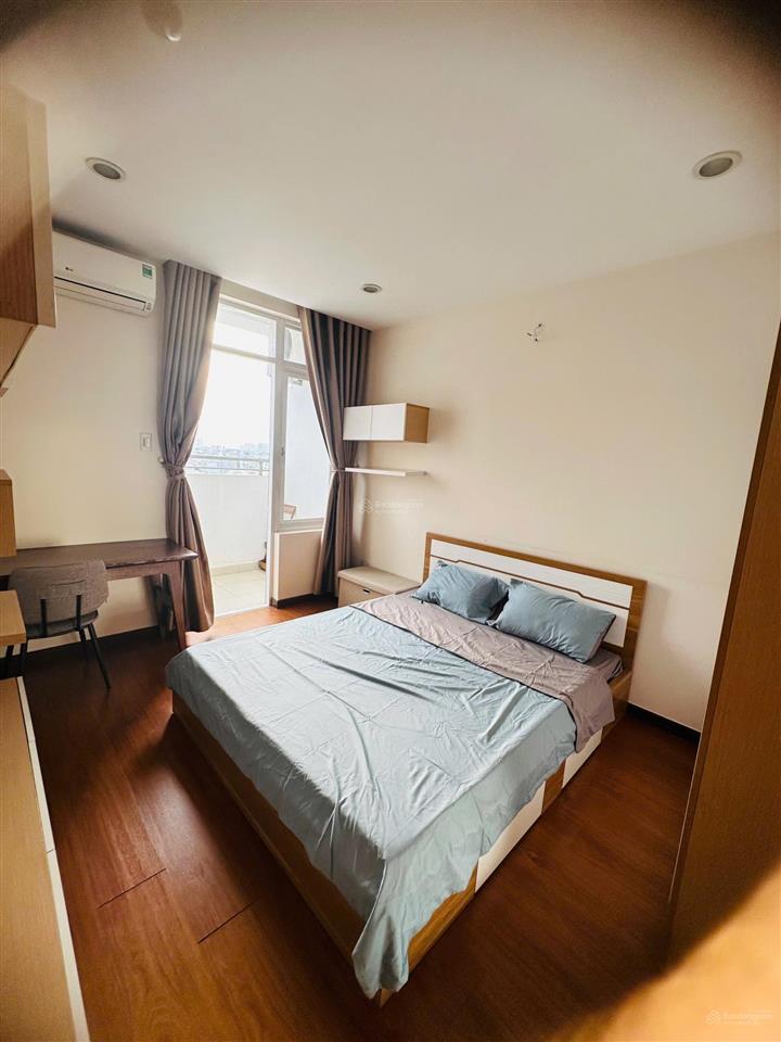 Bán ch him lam riverside, q7, 70m2, 2pn 1wc, full nội thất, giá 4,5 tỷ  0931 303 ***