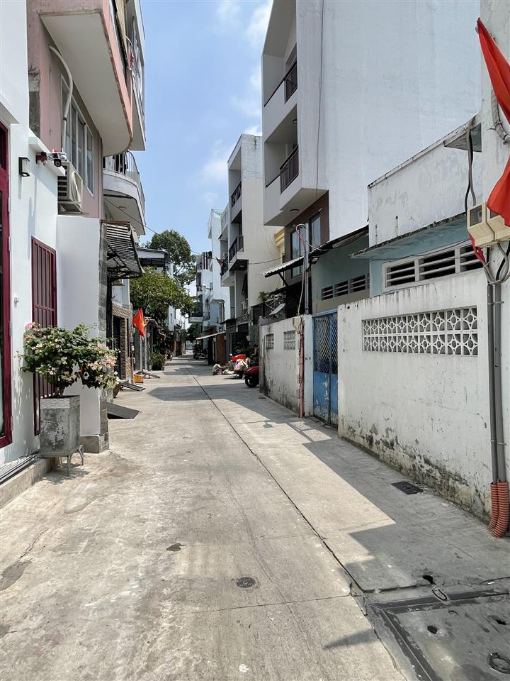 Bán nhà riêng, hẻm lê văn sỹ, quận 3, 6 tầng, dt lớn 65m2, nhỉnh 9 tỷ