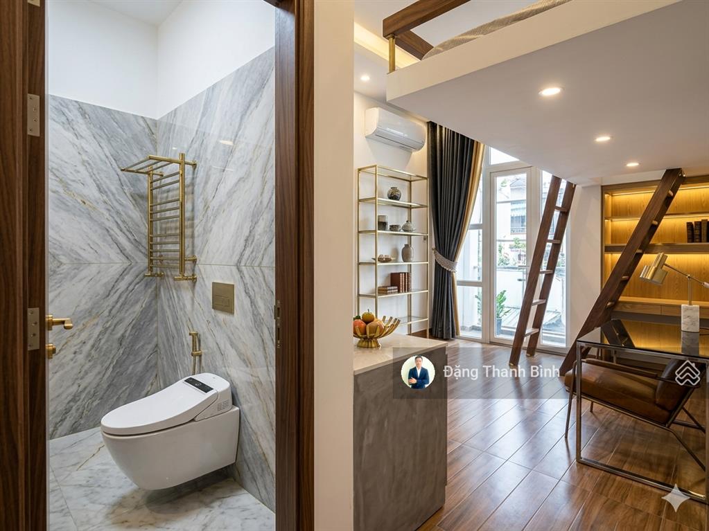 Bán nhà 5 tầng, quận 3, dt sàn hơn 150m2, 5 tầng, nam kỳ khởi nghĩa, full nt, nhỉnh 8 tỏi