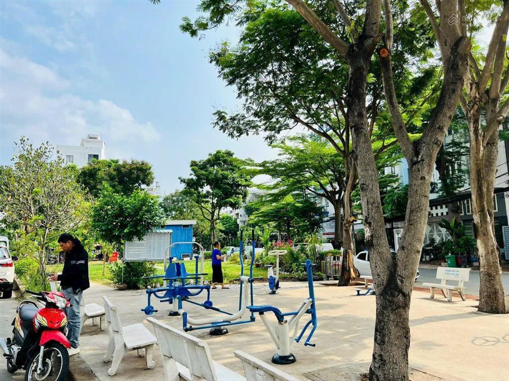 Bán đất đường cao thị chính kdc nam long phú thuận, quận 7. dt 4 x 23m, giá 12,3 tỷ