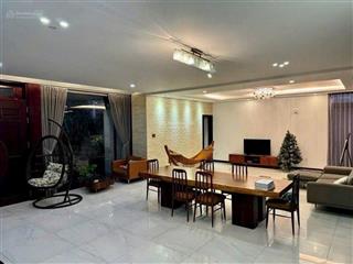 Cho thuê biệt thự kdc sadeco vivo giải trí nghỉ ngơi, p. tân hưng q7. dt 12,5 x 20m, giá 60tr.