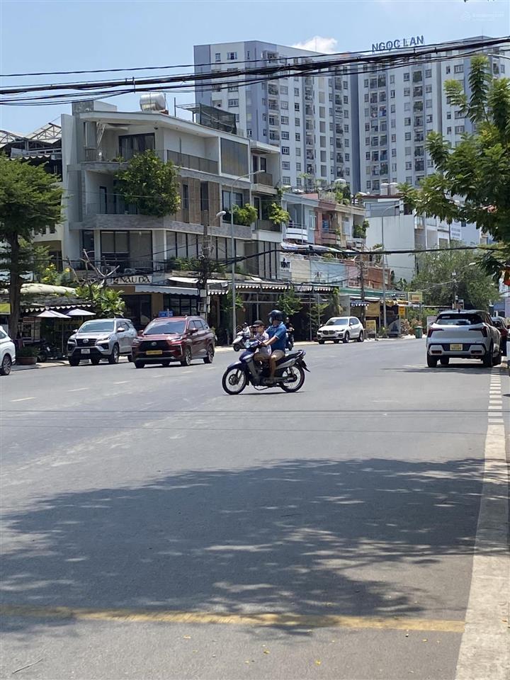 Bán đất nhà phố kdc nam long phú thuận quận 7. đường 20m, giá 11.5 tỷ