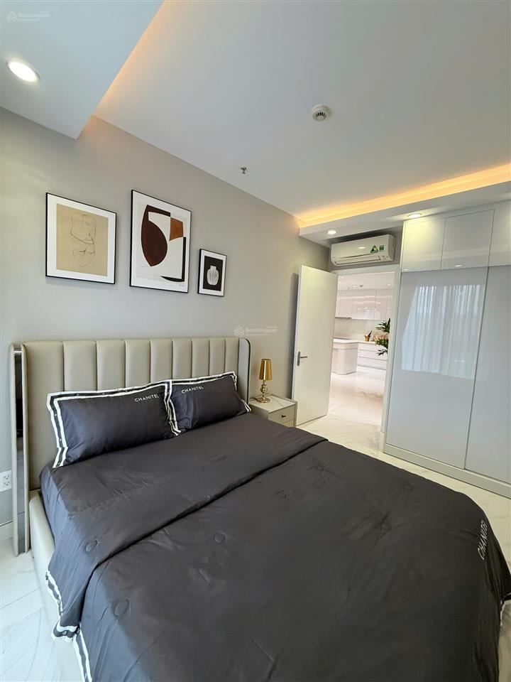 Bán scenic valley 1  pmh, dt 133m², giá 13,8 tỷ full nội thất mới 100% view sông  0932 026 ***