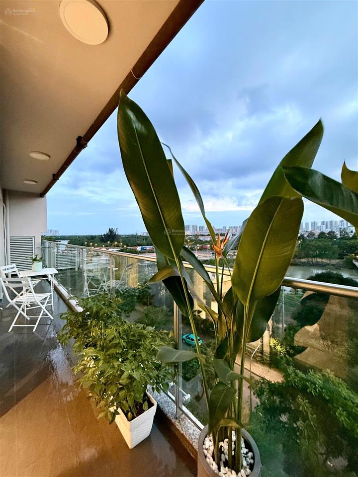 Bán scenic valley 1  pmh, dt 133m², giá 13,8 tỷ full nội thất mới 100% view sông  0932 026 ***