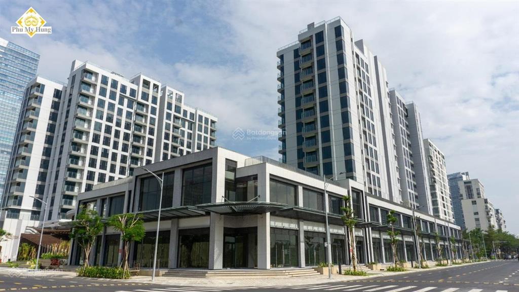 Hàng độc quyền cần cho thuê 2 shop góc cardinal court, tổng 423m2,  0932 026 *** mr giang