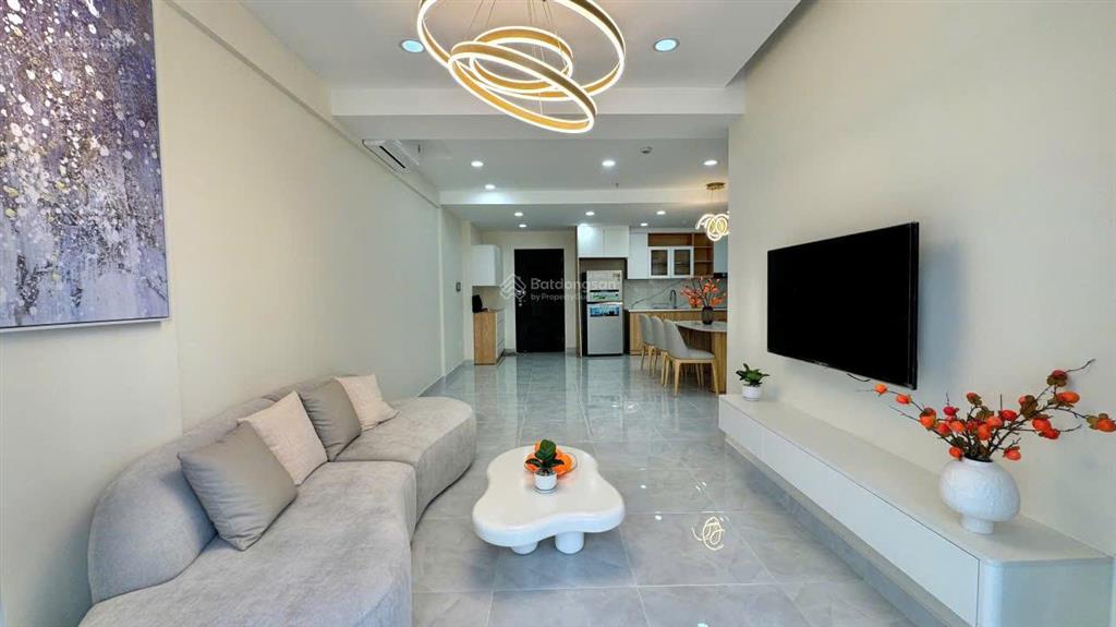 Giá tốt căn hộ scenic valley 1, giá bán 8,5 tỷ, 89m2, view trực diện hồ bơi, 0932 026 *** giang