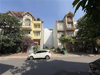 Cần bán gấp nền biệt thự đường rộng 16m hàng hiếm ở trong khu himlam kênh tẻ