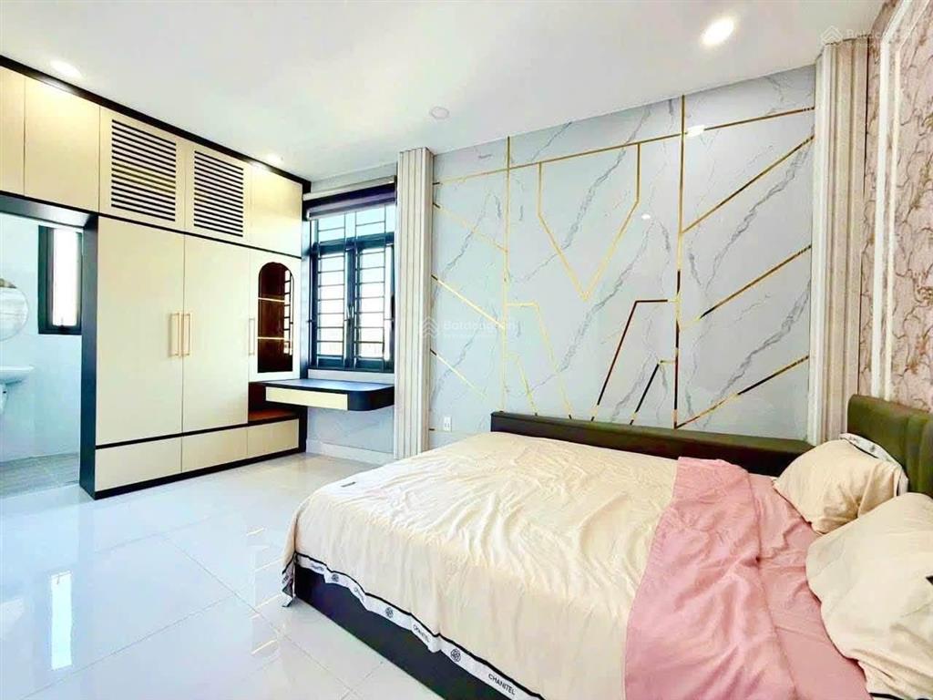 Bán gấp nhà 2129/13 huỳnh tấn phát, nhà bè