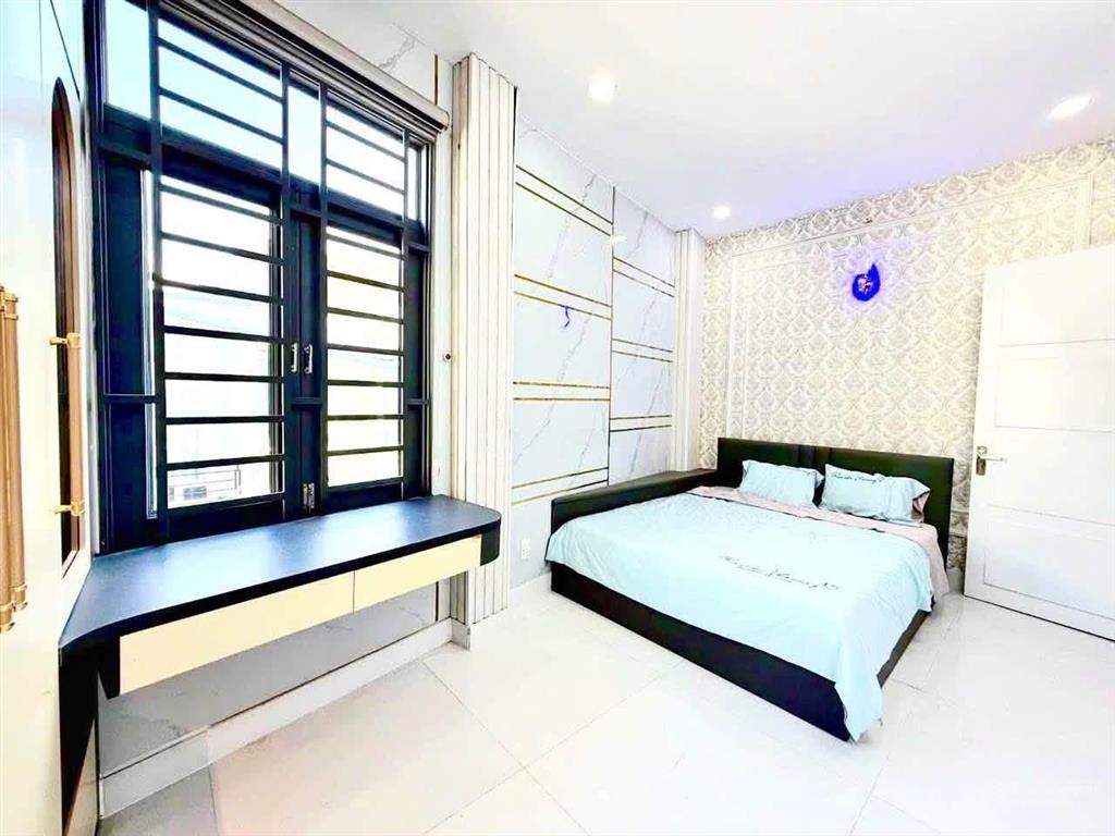 Bán gấp nhà 2129/13 huỳnh tấn phát, nhà bè