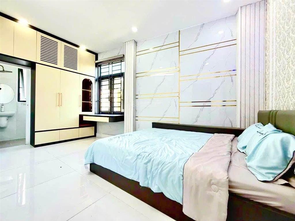 Bán gấp nhà 2129/13 huỳnh tấn phát, nhà bè