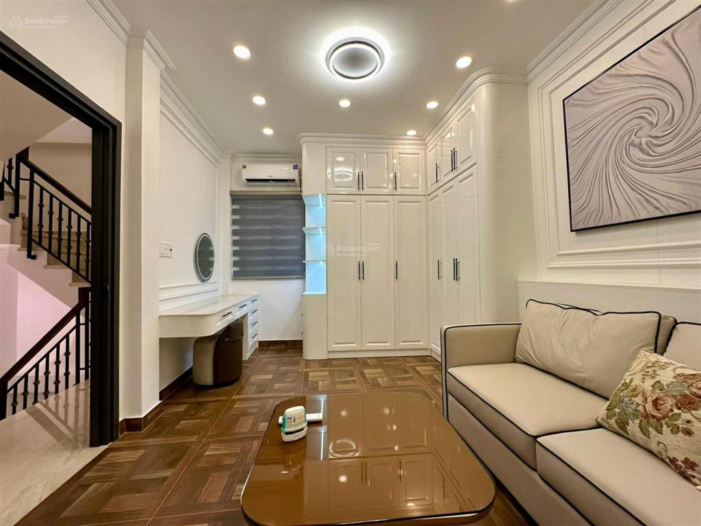 Bán gấp biệt thự mini 1027 huỳnh tấn phát, nhà có thang máy. giá 7,89 tỷ tl