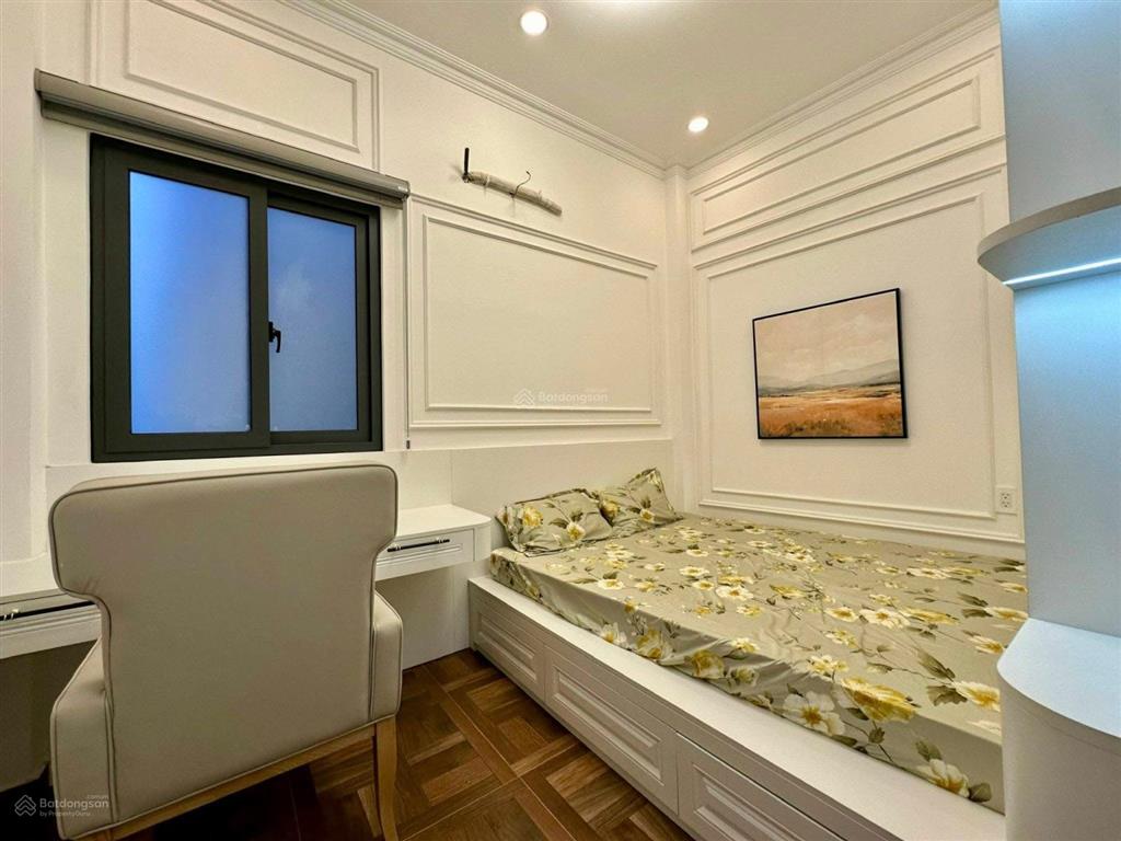 Bán gấp biệt thự mini 1027 huỳnh tấn phát, nhà có thang máy. giá 7,89 tỷ tl