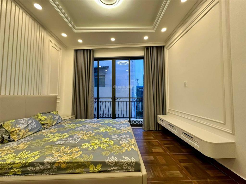 Bán gấp biệt thự mini 1027 huỳnh tấn phát, nhà có thang máy. giá 7,89 tỷ tl