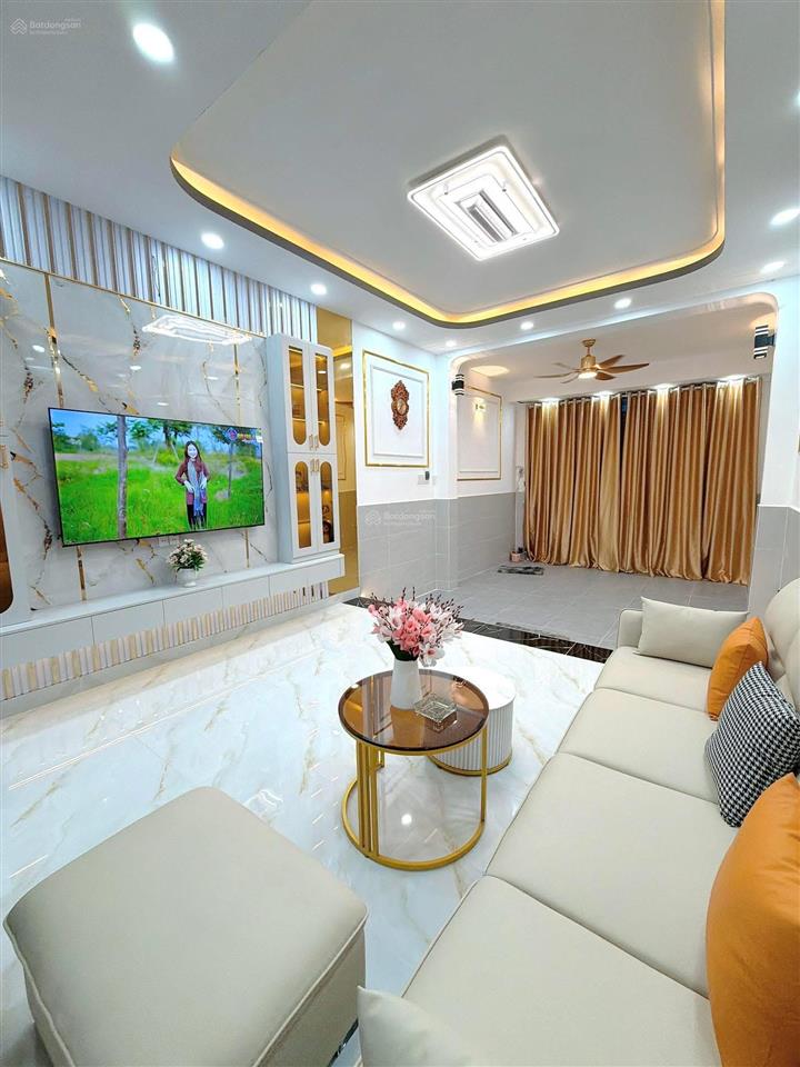 Bán gấp nhà mới mặt tiền đường 1806 thị trấn nhà bè. giá 8,9 tỷ có thương lượng