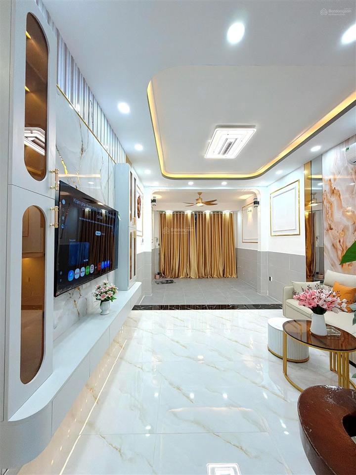 Bán gấp nhà mới mặt tiền đường 1806 thị trấn nhà bè. giá 8,9 tỷ có thương lượng