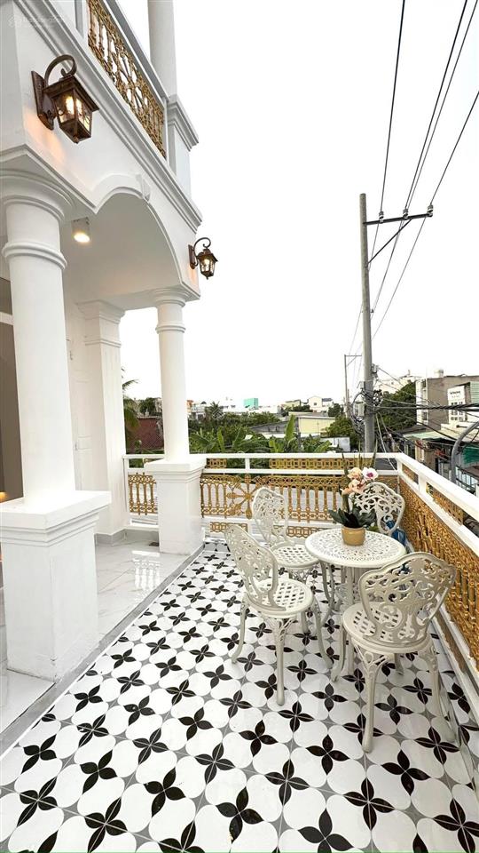 Bán gấp nhà mới mặt tiền đường 1806 thị trấn nhà bè. giá 8,9 tỷ có thương lượng