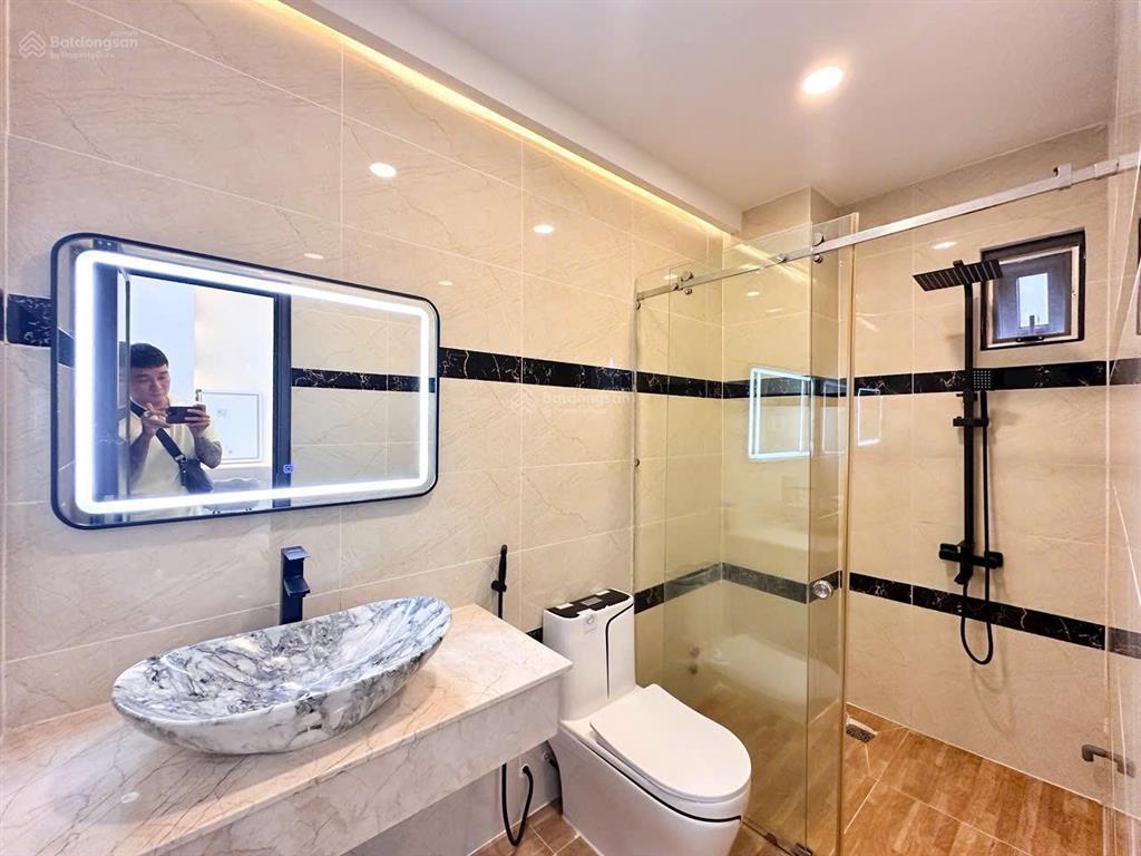 Bán gấp nhà phố góc 2 mặt tiền kdc petechim giá tốt. giá 8.45 tỷ