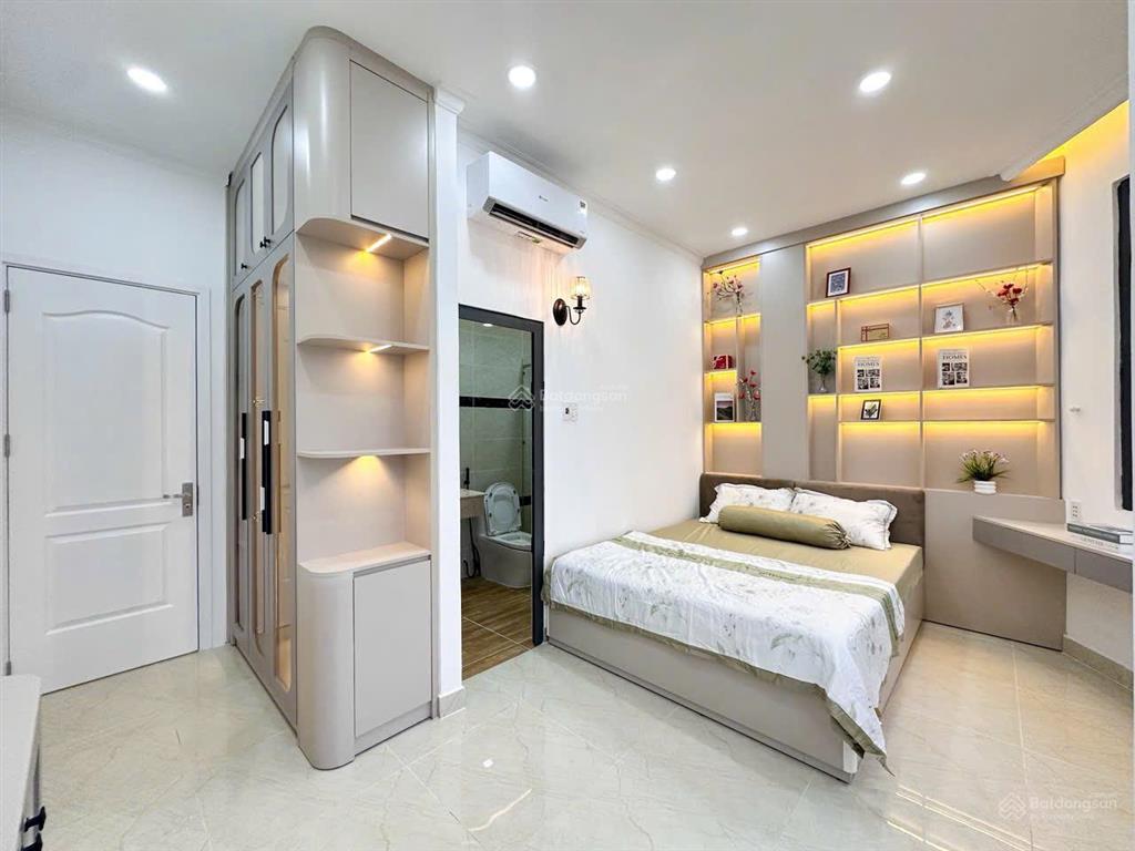 Bán gấp nhà phố góc 2 mặt tiền kdc petechim giá tốt. giá 8.45 tỷ