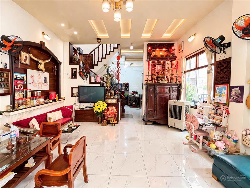 Bán gấp nhà hẻm 85 nguyễn thị xiếu phường tân hưng. giá đầu tư