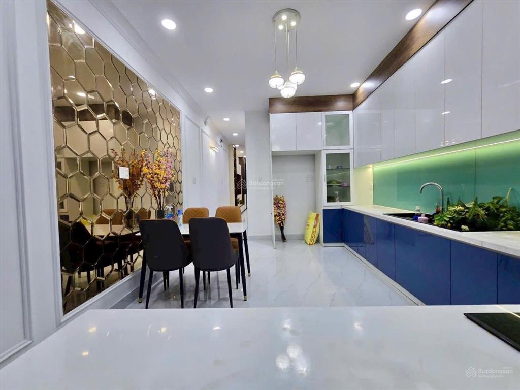 Kẹt bank cần bán gấp căn nhà mới đẹp hẻm 88/69 nguyễn văn quỳ q7