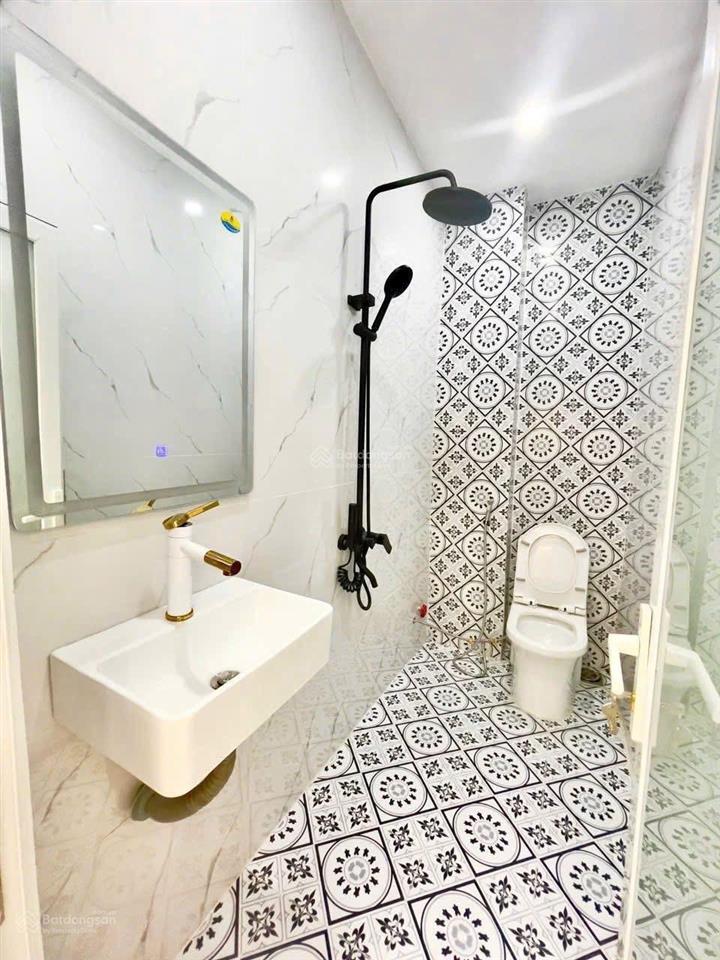 Bán gấp nhà giá rẻ hẻm ô tô, hẻm 33, đường đào tông nguyên, nhà bè