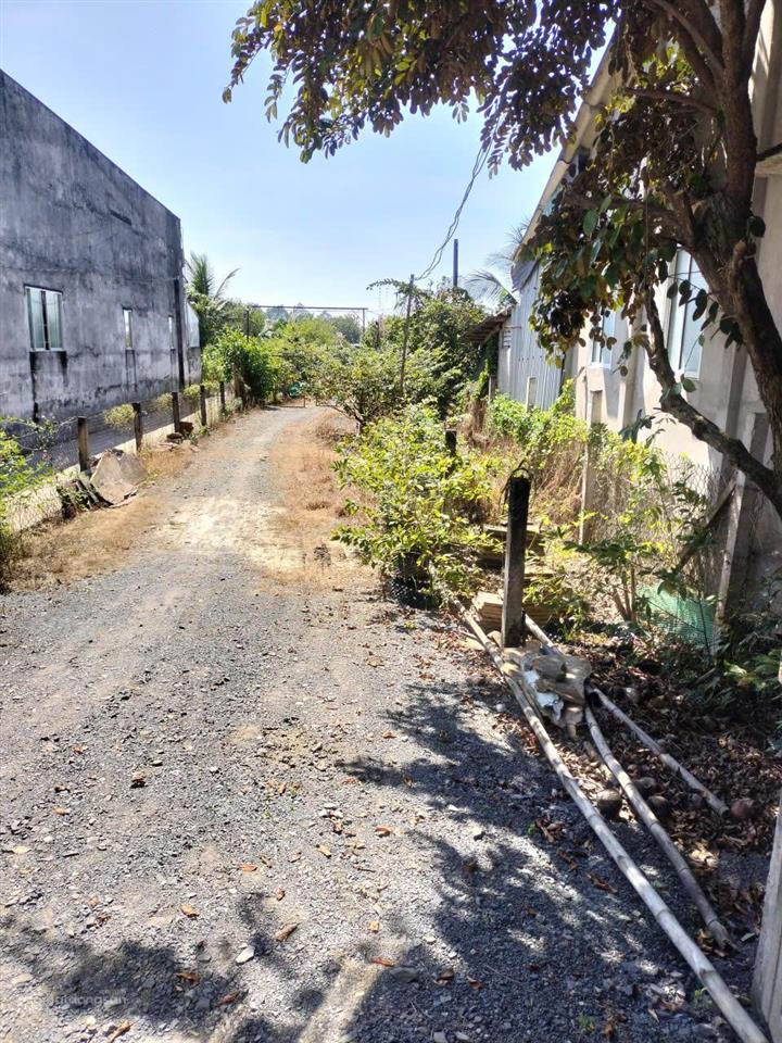 Bán nhà riêng và nhà xưởng, dt 1200m2, mặt tiền đinh viết cừu, p. tân an, tây ninh.  0901 364 ***