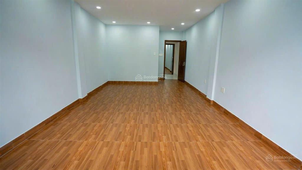 Bán nhà 4x16.2m, 5 tầng, 6pn, mặt tiền kdc bình đăng, p.6, q.8.  0901 364 ***