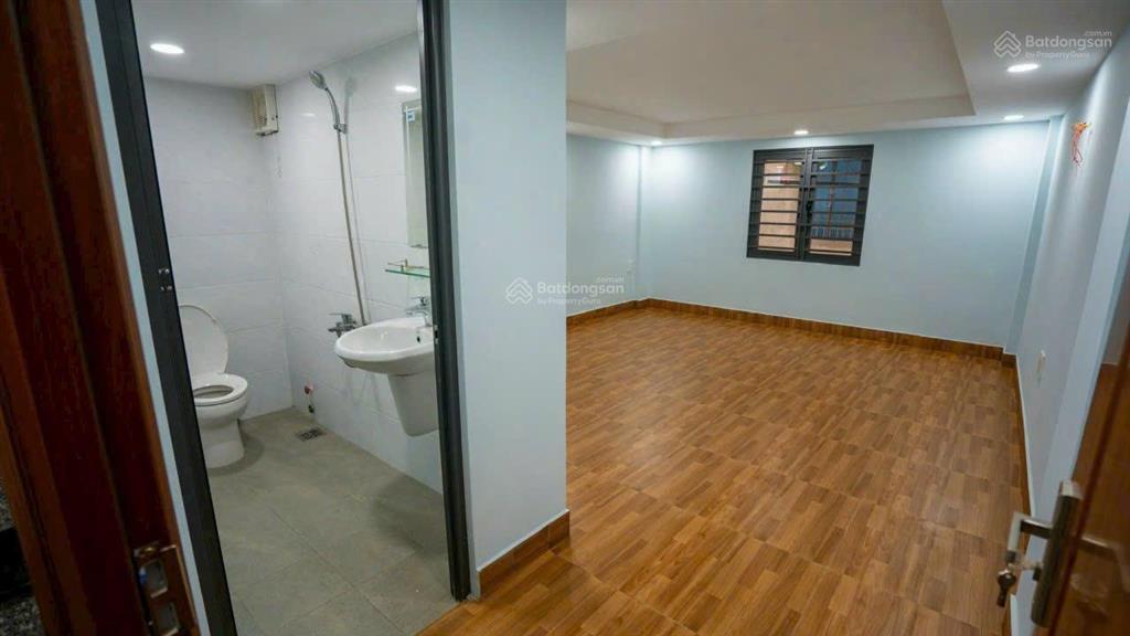 Bán nhà 4x16.2m, 5 tầng, 6pn, mặt tiền kdc bình đăng, p.6, q.8.  0901 364 ***