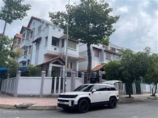 Bán biệt thự 12x20.9m, 1 hầm, trệt, lửng, 2 lầu, 4pn, kdc đồng diều, p.4, q.8.  0901 364 ***