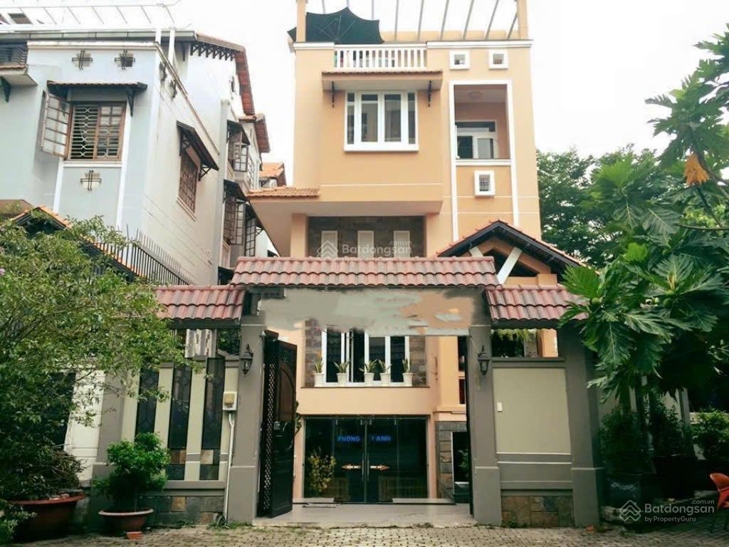 Biệt thự 12x20m, 1 hầm, 4 tầng lầu, 2 mặt tiền, cao lỗ, p. 4, q8.  0901 364 ***