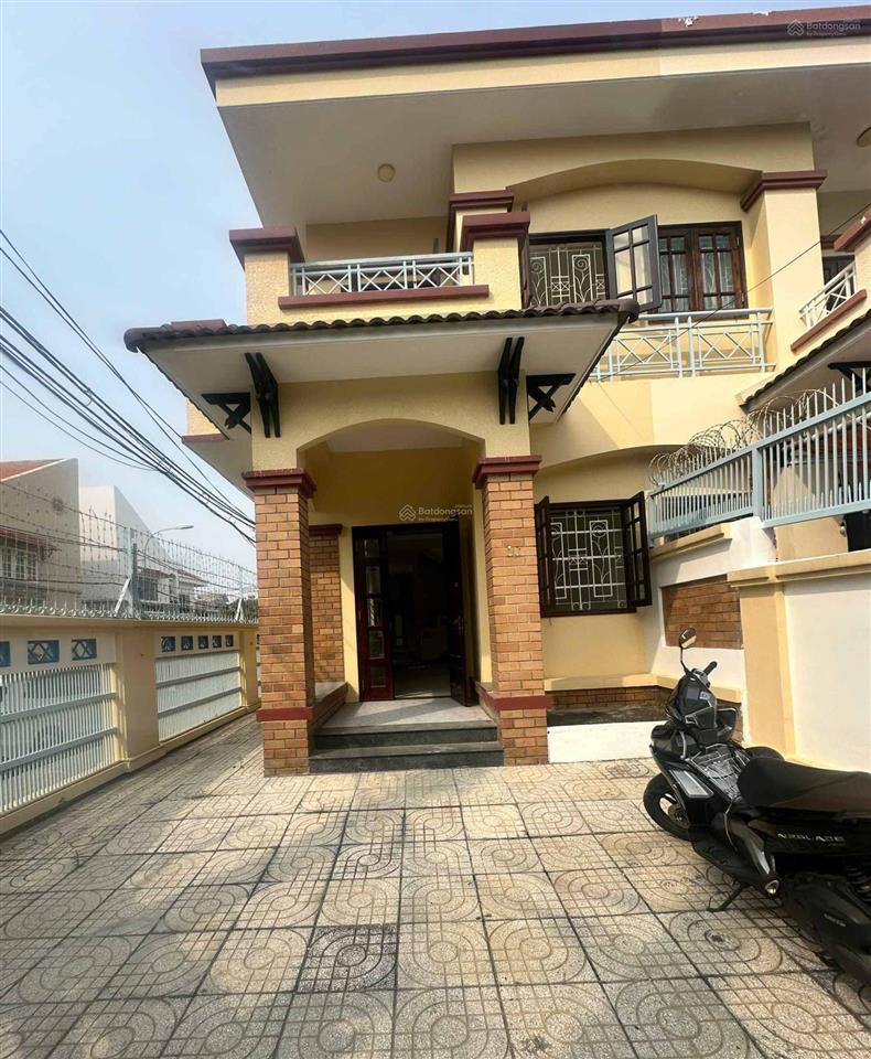 Bán biệt thự 6x24m, cách đường bình tiên 30m, kdc bình hưng, bc.  0901 364 ***