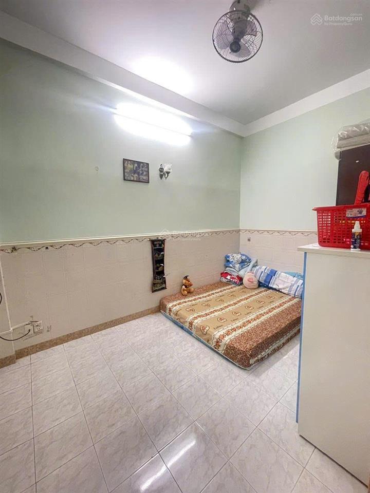 Bán nhà 4x16m, 4 tầng, mặt tiền xe tải kdc bùi minh trực, p.5, q.8