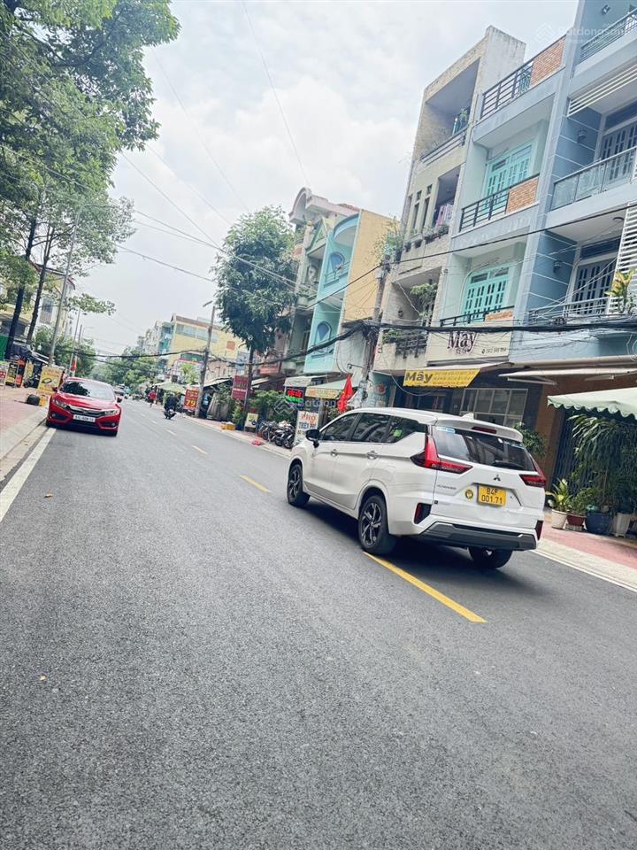 Bán nhà 12x18m, 4 tầng, đường nội bộ tạ quang bửu, p.4, q.8