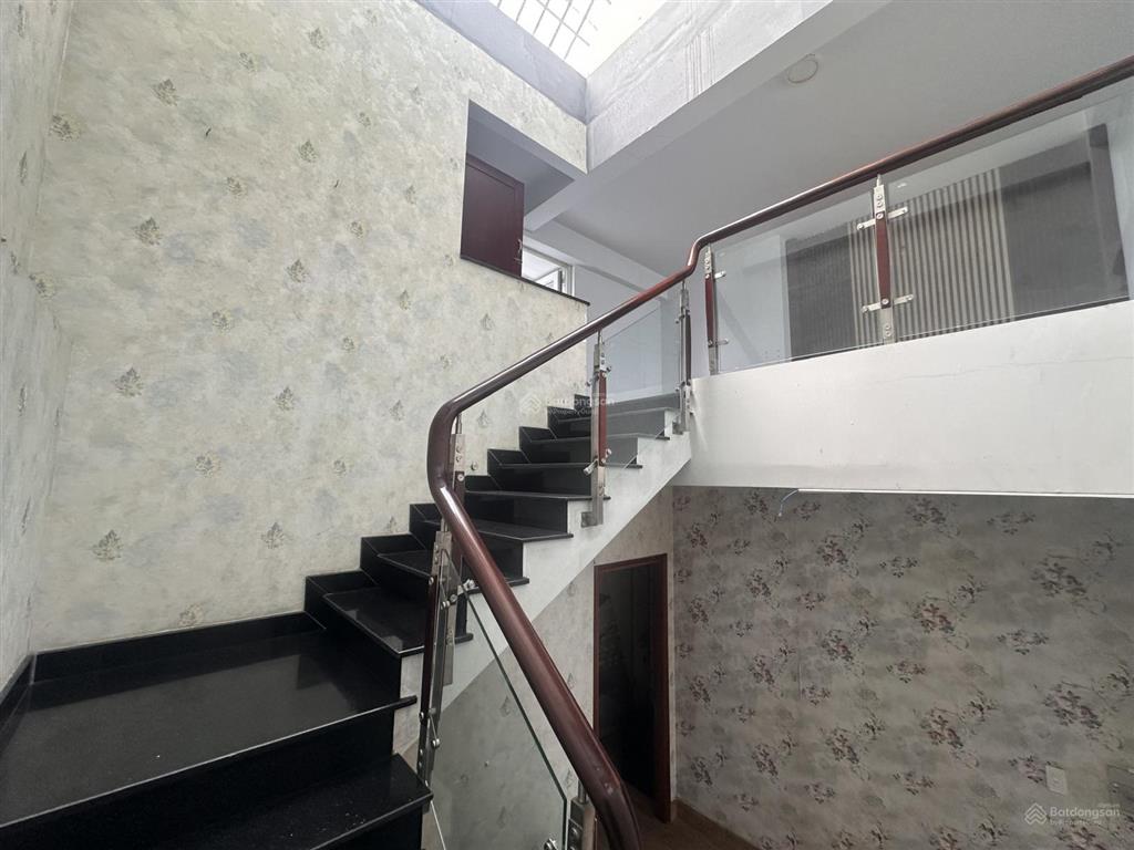 Bán nhà 6x18m, 4 tầng, kdc phú lợi, phường 7, quận 8
