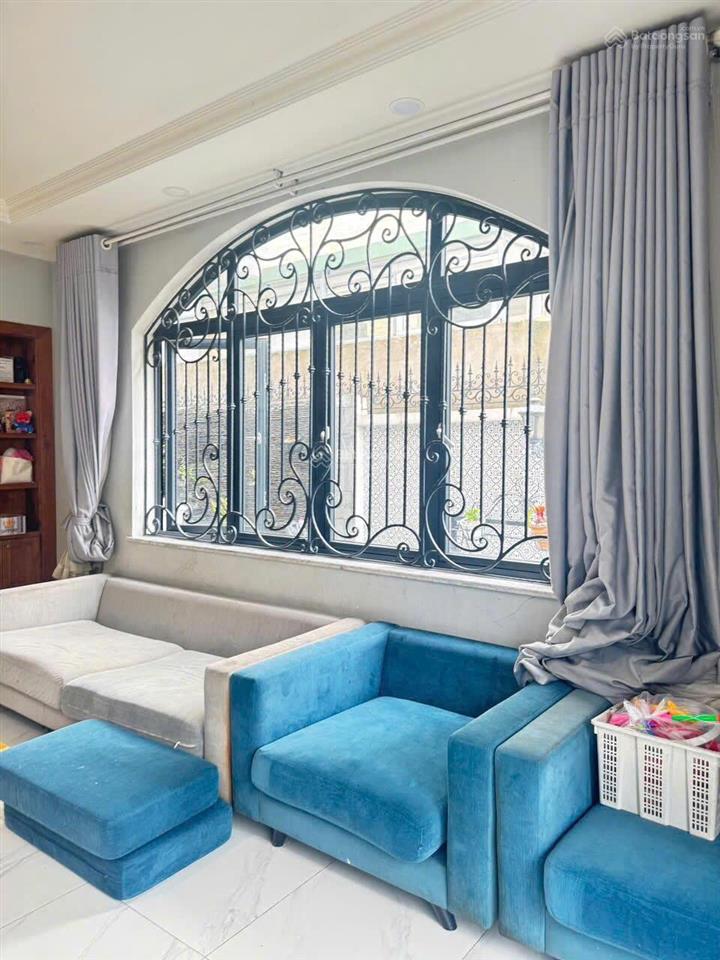 Biệt thự 12x17m, 4 tầng, kdc bông sao, p.5, q.8