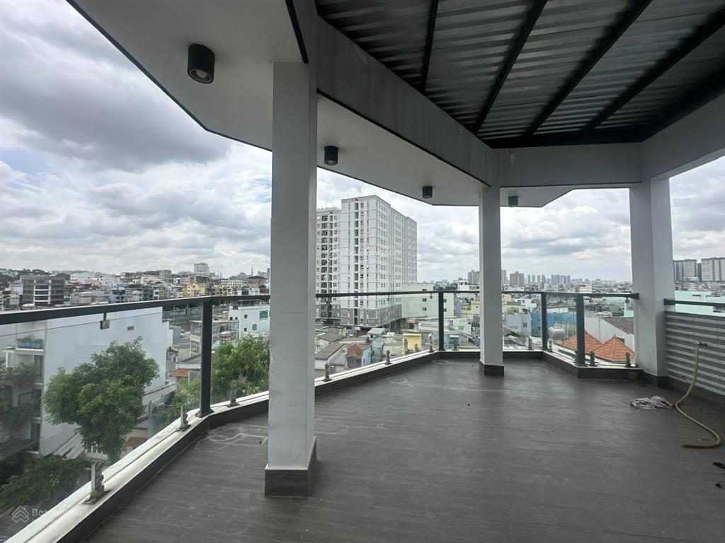Căn góc 3,8x14m, 7 tầng, mt đường nguyễn quyền, p.11, q.8