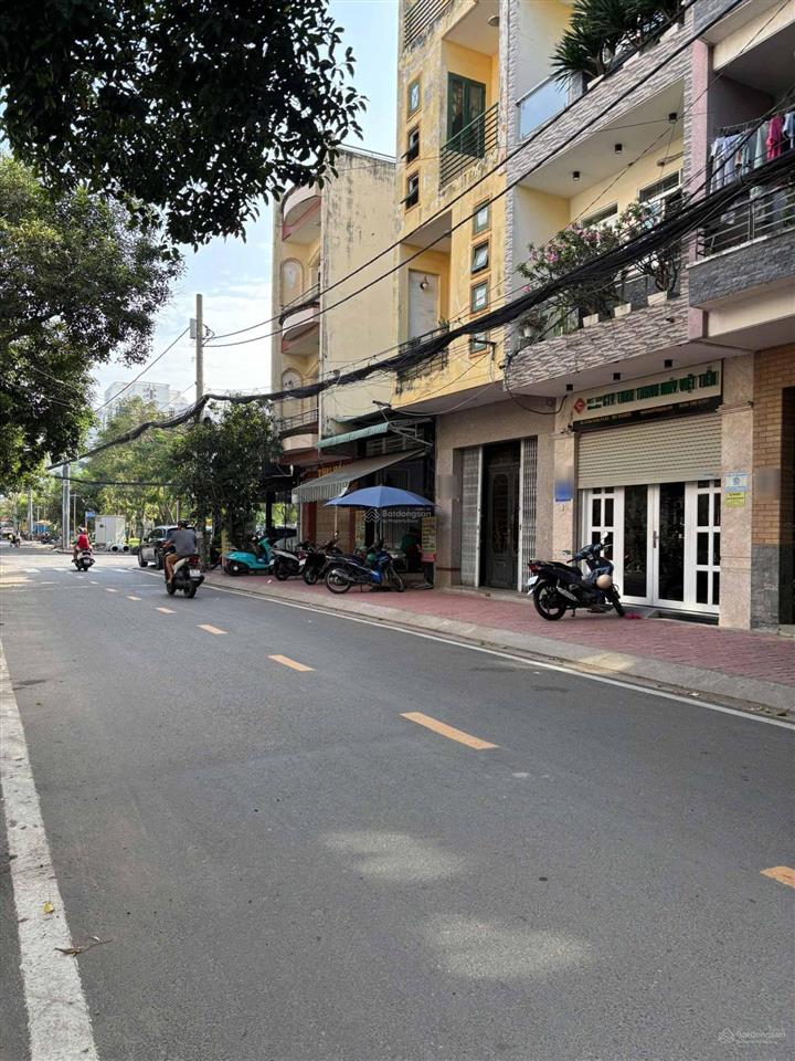 Bán đất 4x16m, cao lỗ, cách tttm aeon khoảng 400m, p.4, q.8.  0901 364 ***