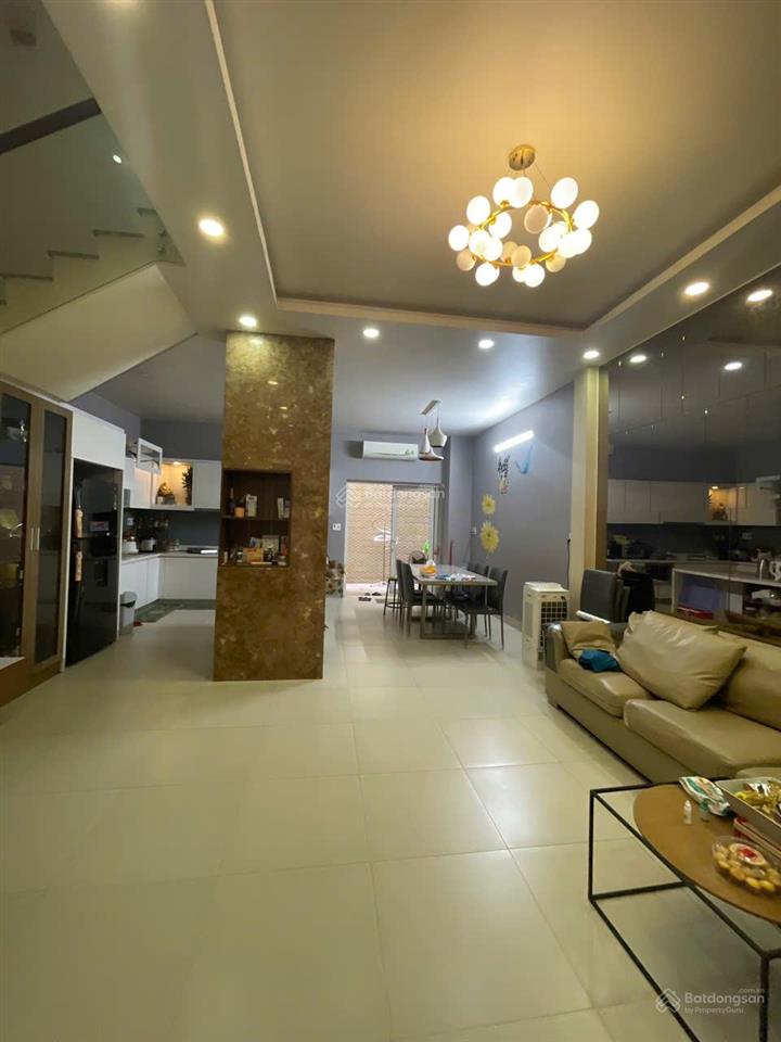 Nhà 6x20m, 4 tầng, 5pn, đường tạ quang bửu, p.5, q.8