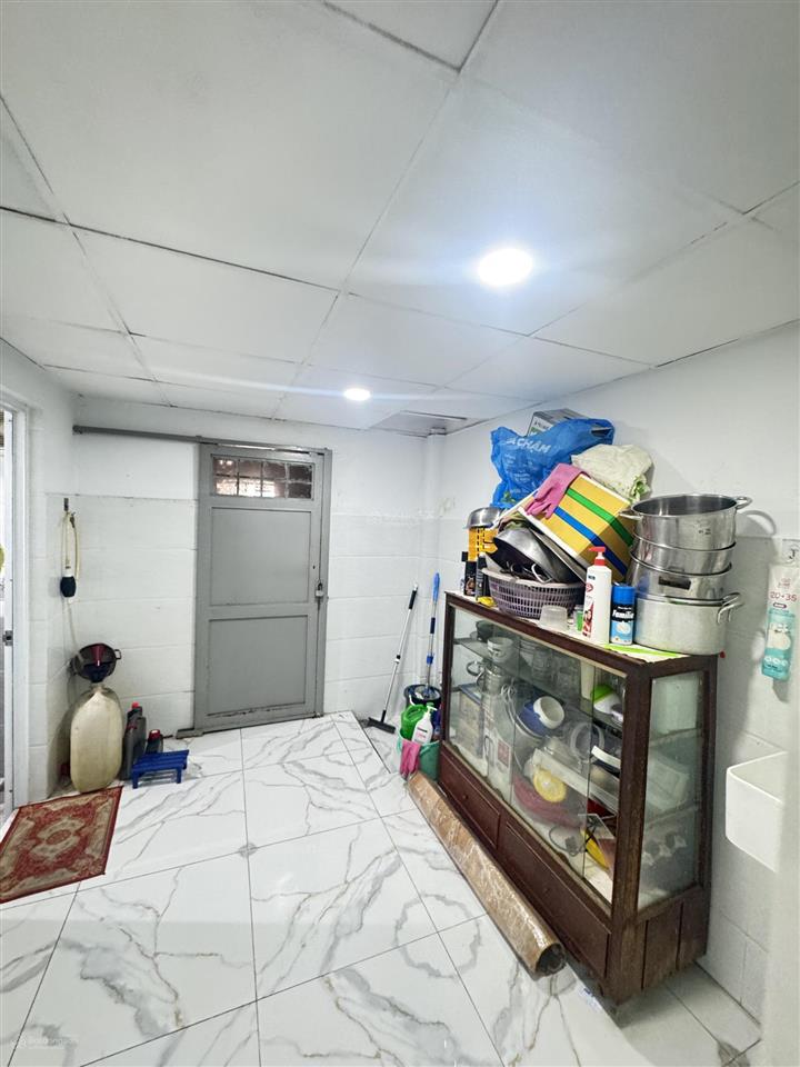 Nhà 3.78m x 19.39m, 3 tầng, mt chợ nhị thiên đường, p.5, q.8