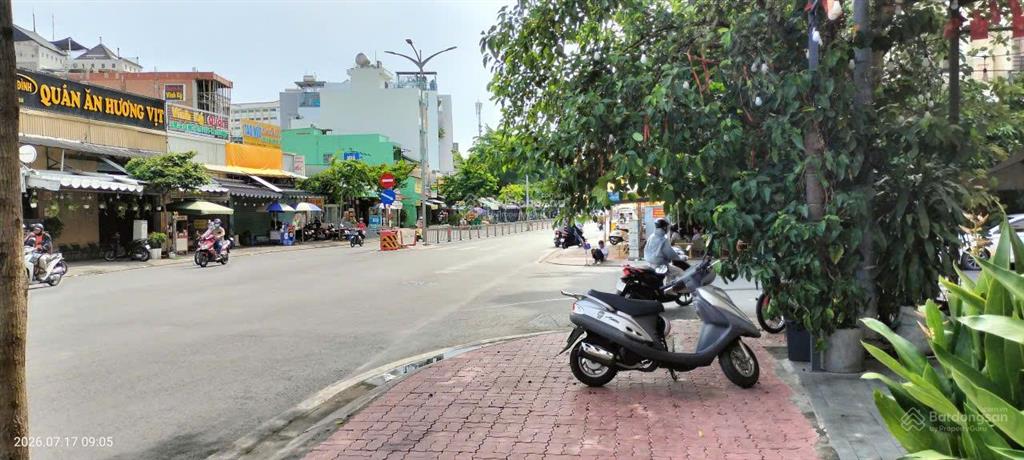 Nhà 2 mặt tiền đường tạ quang bửu 4x18m, 5 tầng, p.4, q.8