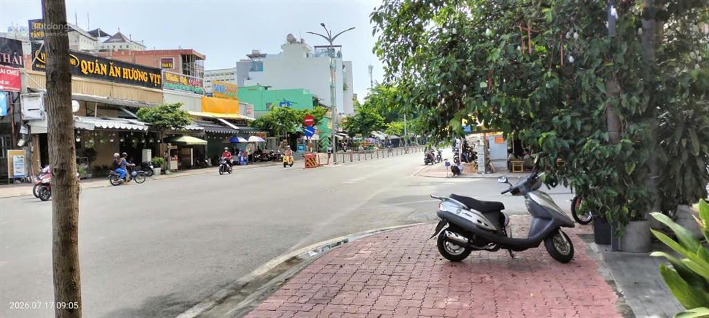 Nhà 2 mặt tiền đường tạ quang bửu 4x18m, 5 tầng, p.4, q.8