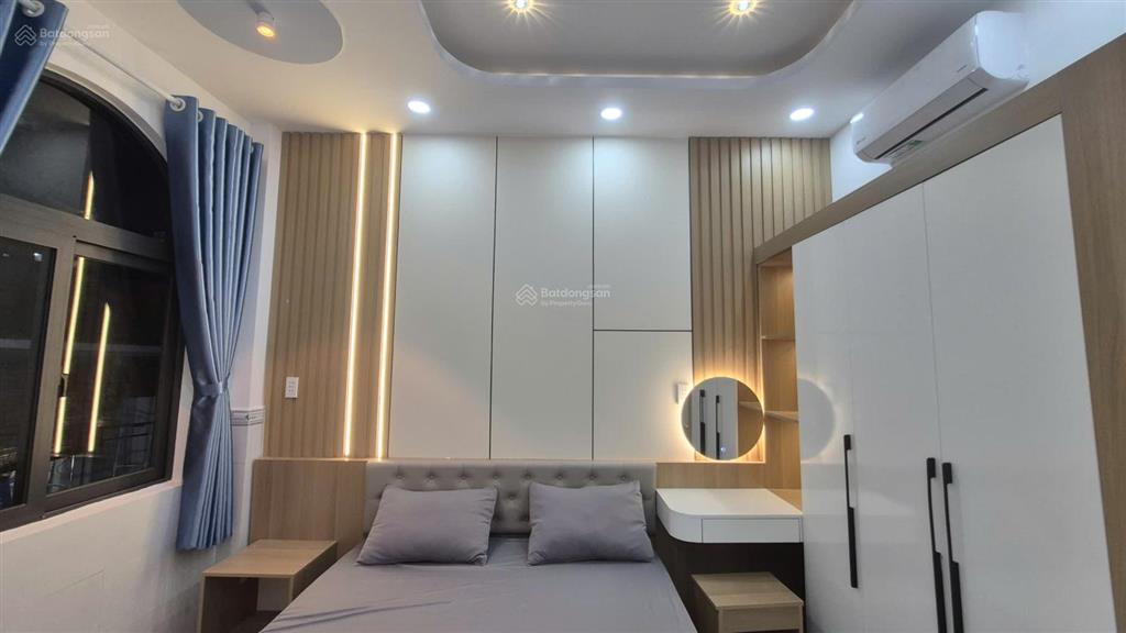 Nhà xây mới 3,4x11m, 4 tầng, đường hưng phú, p. chánh hưng, q.8