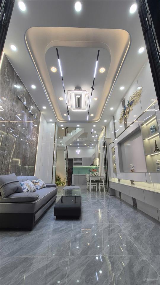 Nhà xây mới 3,4x11m, 4 tầng, đường hưng phú, p. chánh hưng, q.8