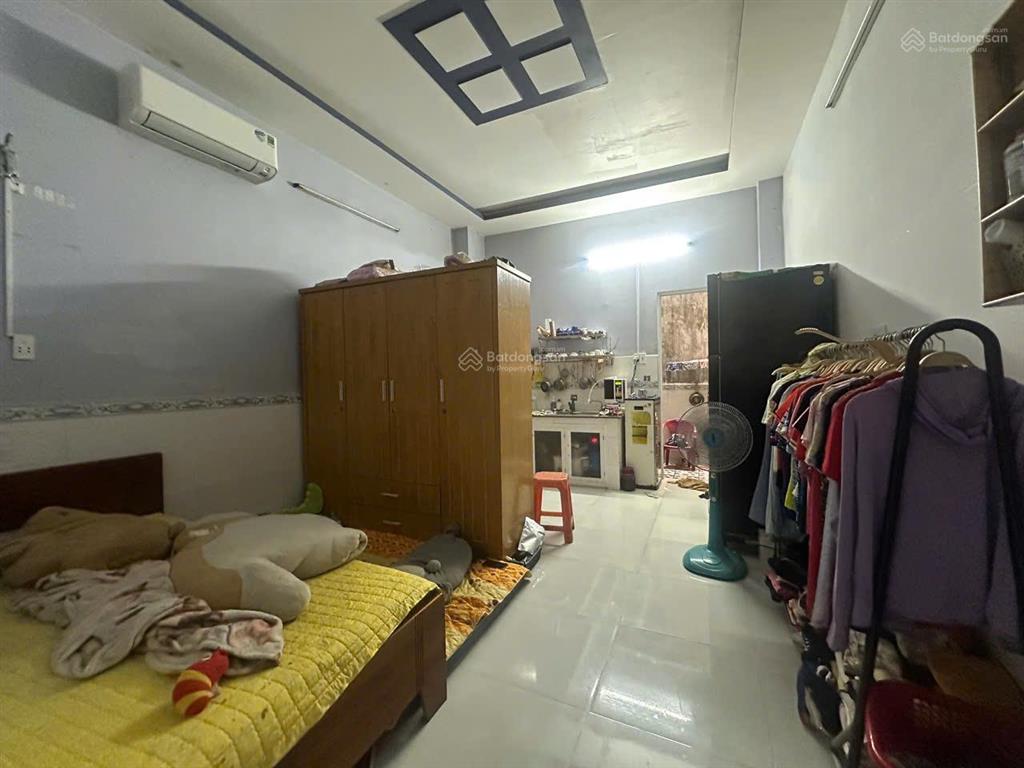Nhà 4x17,8m, 1 lầu, 2pn, hẻm 6m đường bến phú định, p.16, q.8