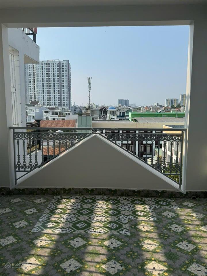 Nhà mặt tiền trương đình hội 4,5x16,5m, 5 tầng, p.16, q.8