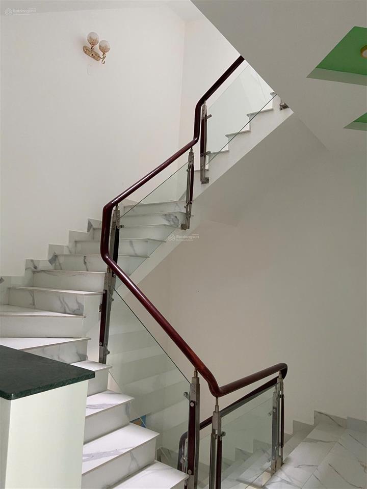 Nhà 8x20m, 4 tầng, kdc cao lỗ, p.4, q.8