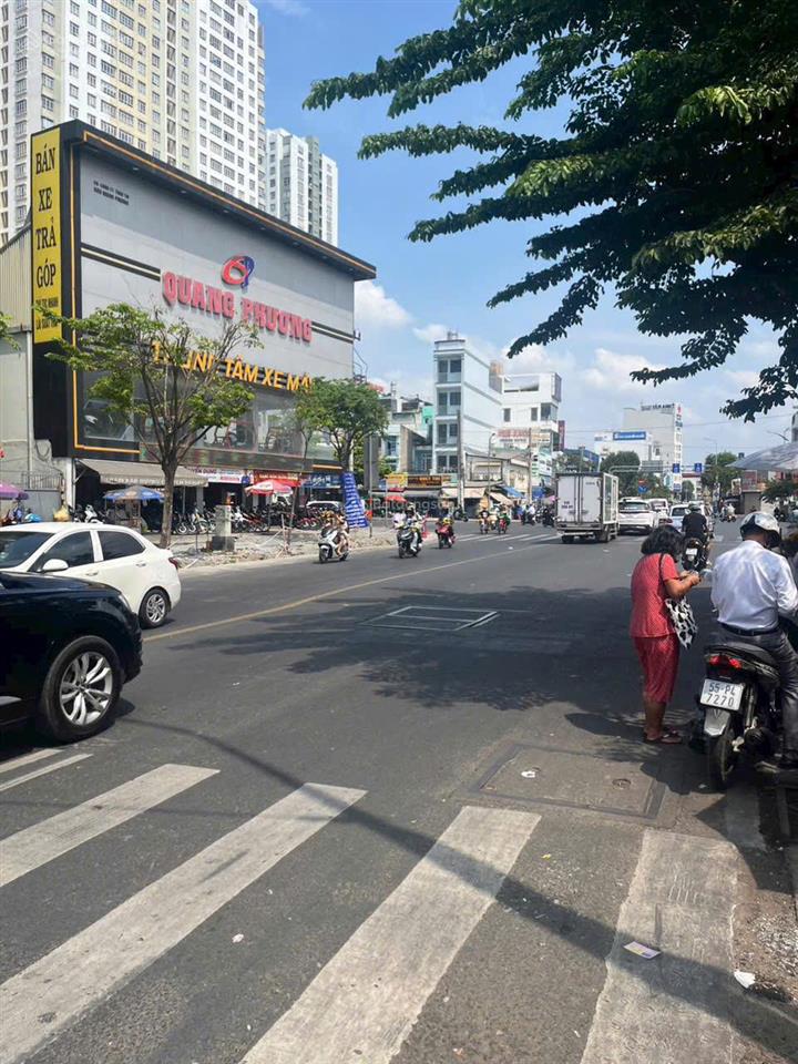 Bán nhà 8x17,5m, 5 tầng, mặt tiền phạm hùng, p. 5, q. 8